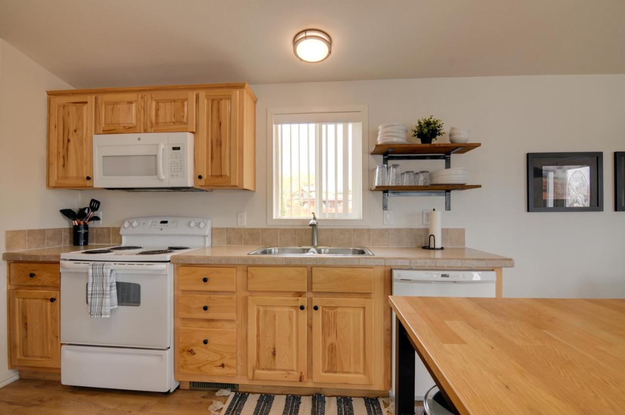 Utah Retreat - Hot Tub, Deck And Near National Parks Βίλα Escalante Εξωτερικό φωτογραφία